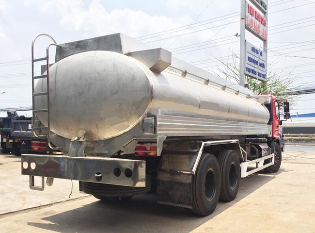 Xe bồn chở nước sạch c&oacute; quy tr&igrave;nh cho thu&ecirc; minh bạch nhất