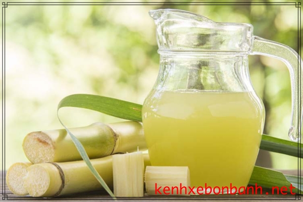 pha chế nước m&iacute;a từ m&aacute;y &eacute;p m&iacute;a si&ecirc;u sạch